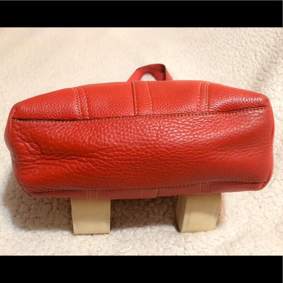 Coach Hamilton Pebbled Leather Shopper Tote. - Picture 4 of 8